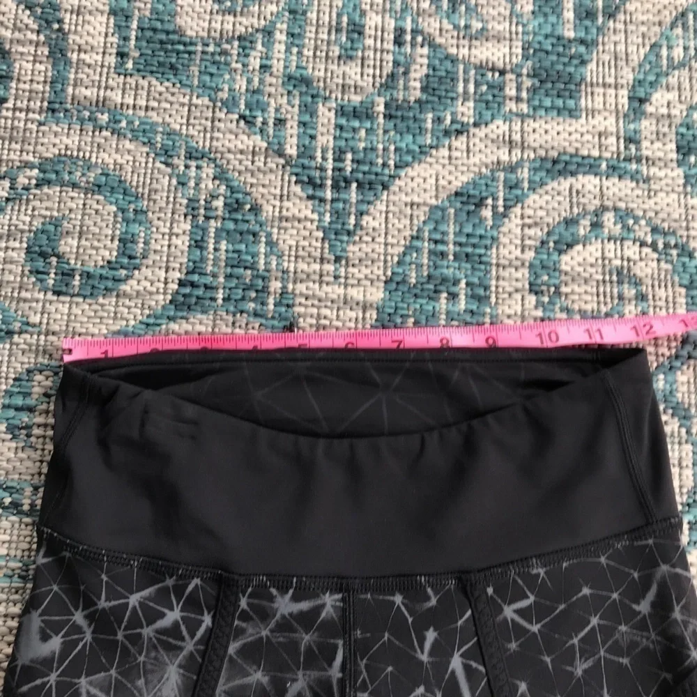 Lululemon Pedal‎ Pace Crop in Star Crushed